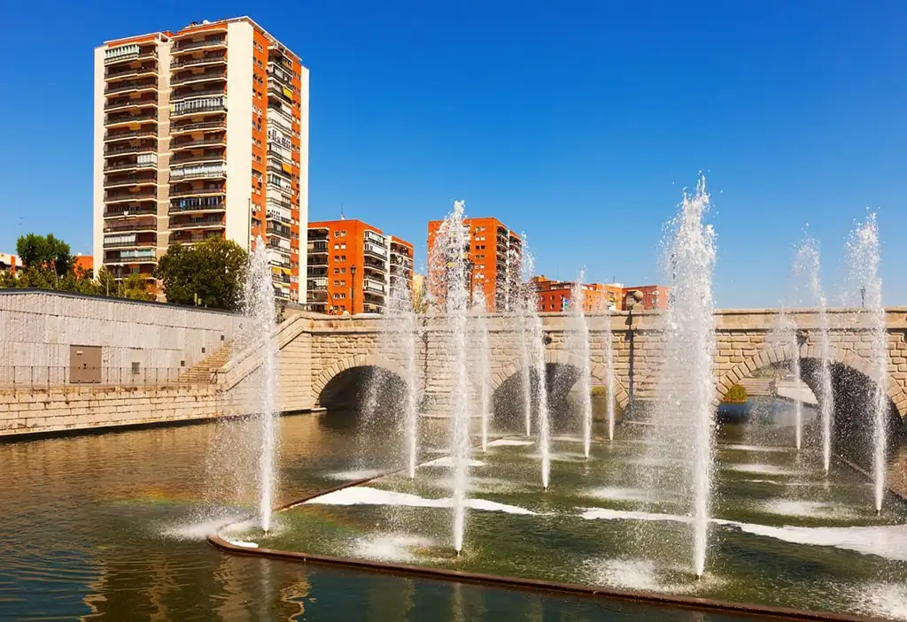 Descubre Chamartín, Madrid: El Distrito del Negocio, el Lujo y la Conectividad